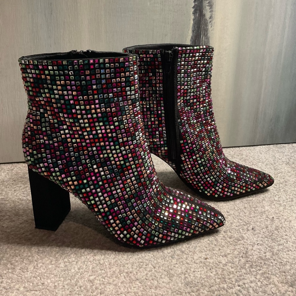 Wild Pair Ingrid Multi-Color Rhinestone Bling Ankle Booties - NIB - Size 8 - Picture 3 of 16
